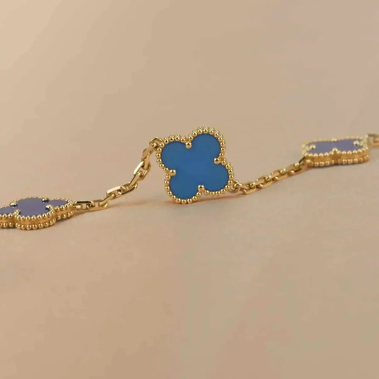 [Twinkle jewelry]New CLOVER 5 MOTIF BLUE AGATE BRACELET COLLECTION