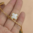 ¡®Twinkle jewelry¡¯LUCKY SPRING 5 MOTIF GOLD BRACELET