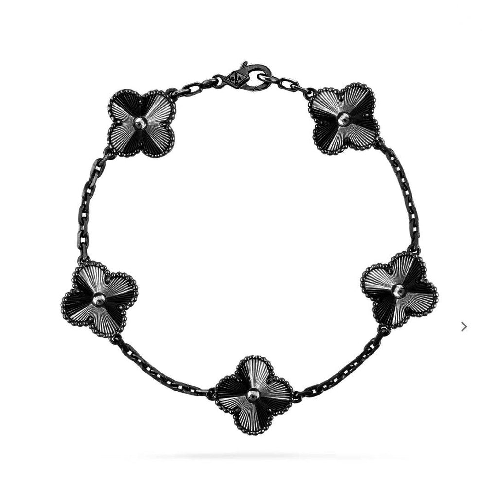 [Twinkle jewelry]New CLOVER 5 MOTIF BLACK BRACELET