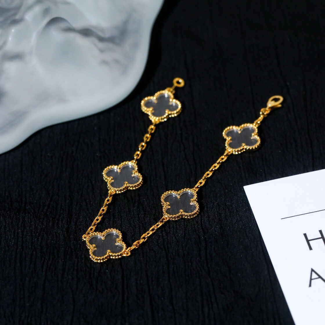 [Twinkle jewelry]New CLOVER 5 MOTIF ROCK CRYSTAL BRACELET