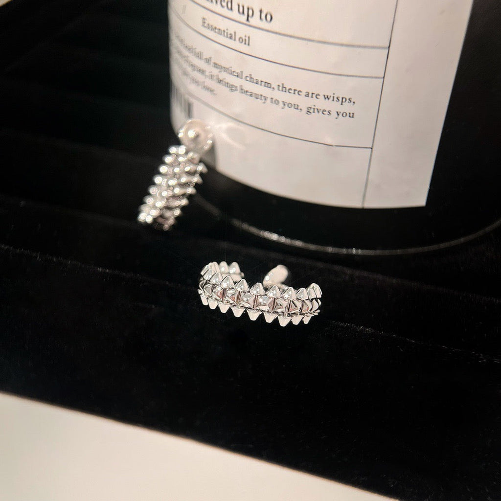 ¡®Twinkle jewelry¡¯CLASH SMALL HOOP EARRINGS