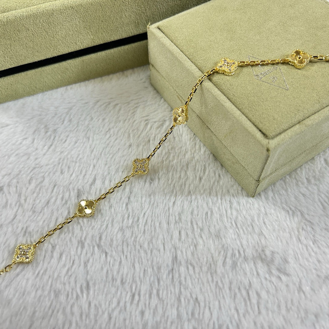 [¡®Twinkle jewelry¡¯]CLOVER 6 MOTIF DIAMOND LASER BRACELET