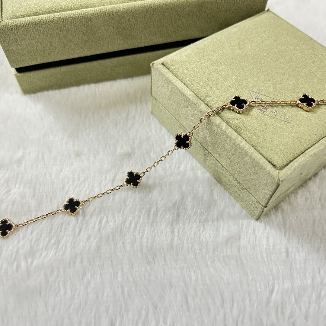 [¡®Twinkle jewelry¡¯]CLOVER 6 MOTIF  ONYXS BRACELET