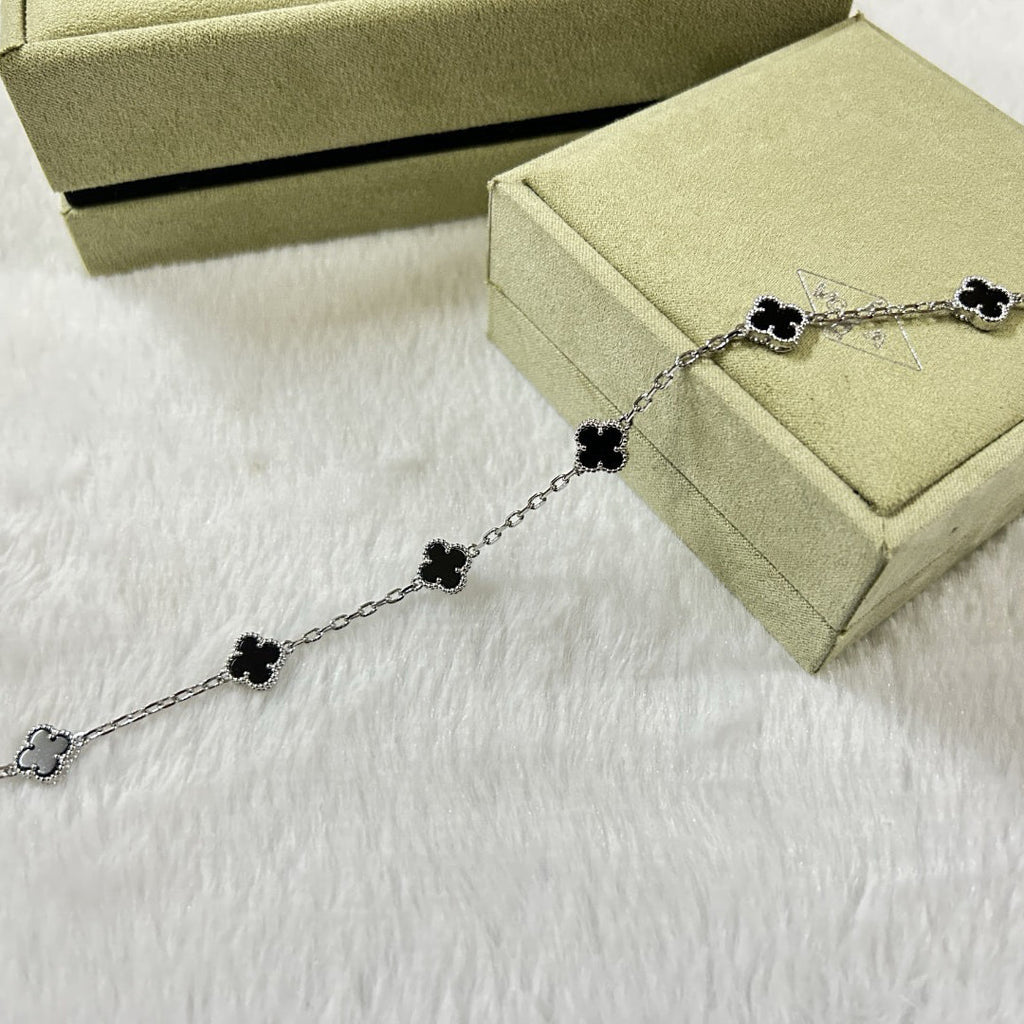 [¡®Twinkle jewelry¡¯]CLOVER 6 MOTIF  ONYXS BRACELET