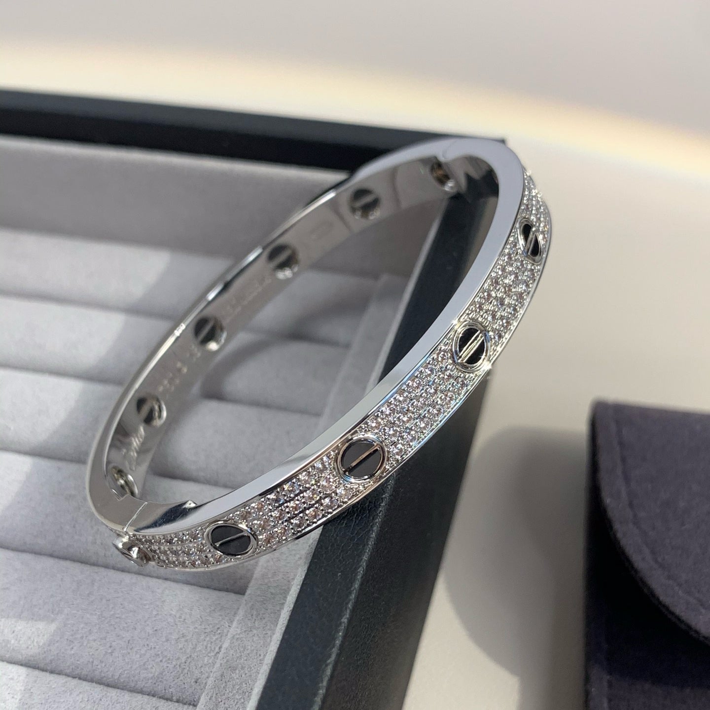 ¡®Twinkle jewelry¡¯LOVE BRACELET 6.1MM DIAMOND-PAVED CERAMIC
