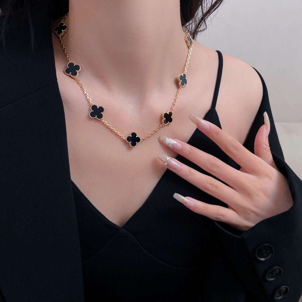 ¡®Twinkle jewelry¡¯CLOVER 10 MOTIFS ONYX NECKLACE