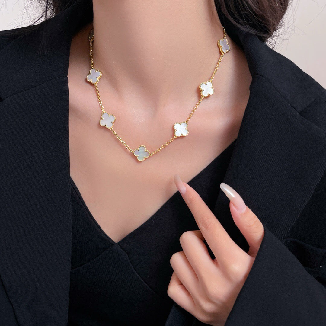 ¡®Twinkle jewelry¡¯CLOVER 10 MOTIFS WHITE MOTHER OF PEARL NECKLACE