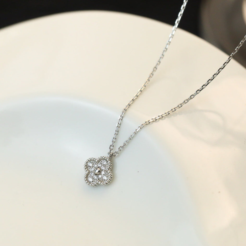 ¡®Twinkle jewelry¡¯CLOVER MINI 9.5MM PENDANT DIAMOND NECKLACE