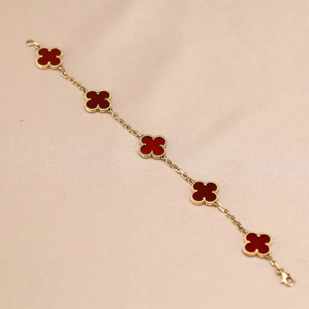 [Twinkle jewelry]New  CLOVER 5 MOTIF RED CORNELIAN BRACELET COLLECTION