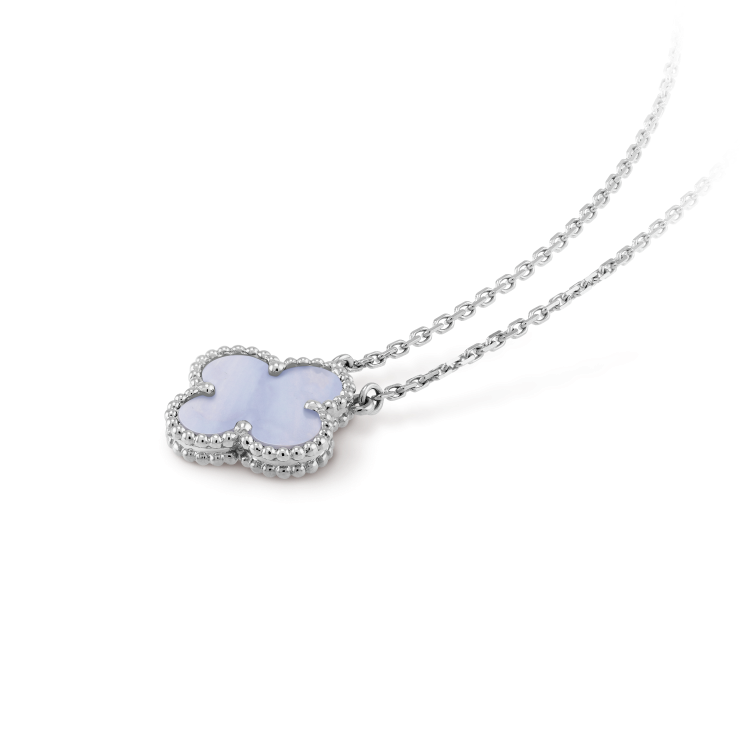 ¡®Twinkle jewelry¡¯CLOVER 15MM BLUE CHALCEDONY NECKLACE SILVER