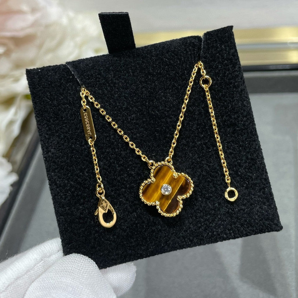 ¡®Twinkle jewelry¡¯CLOVER 15MM DIAMOND AND YELLOW TIGER'S EYE AGATE necklace