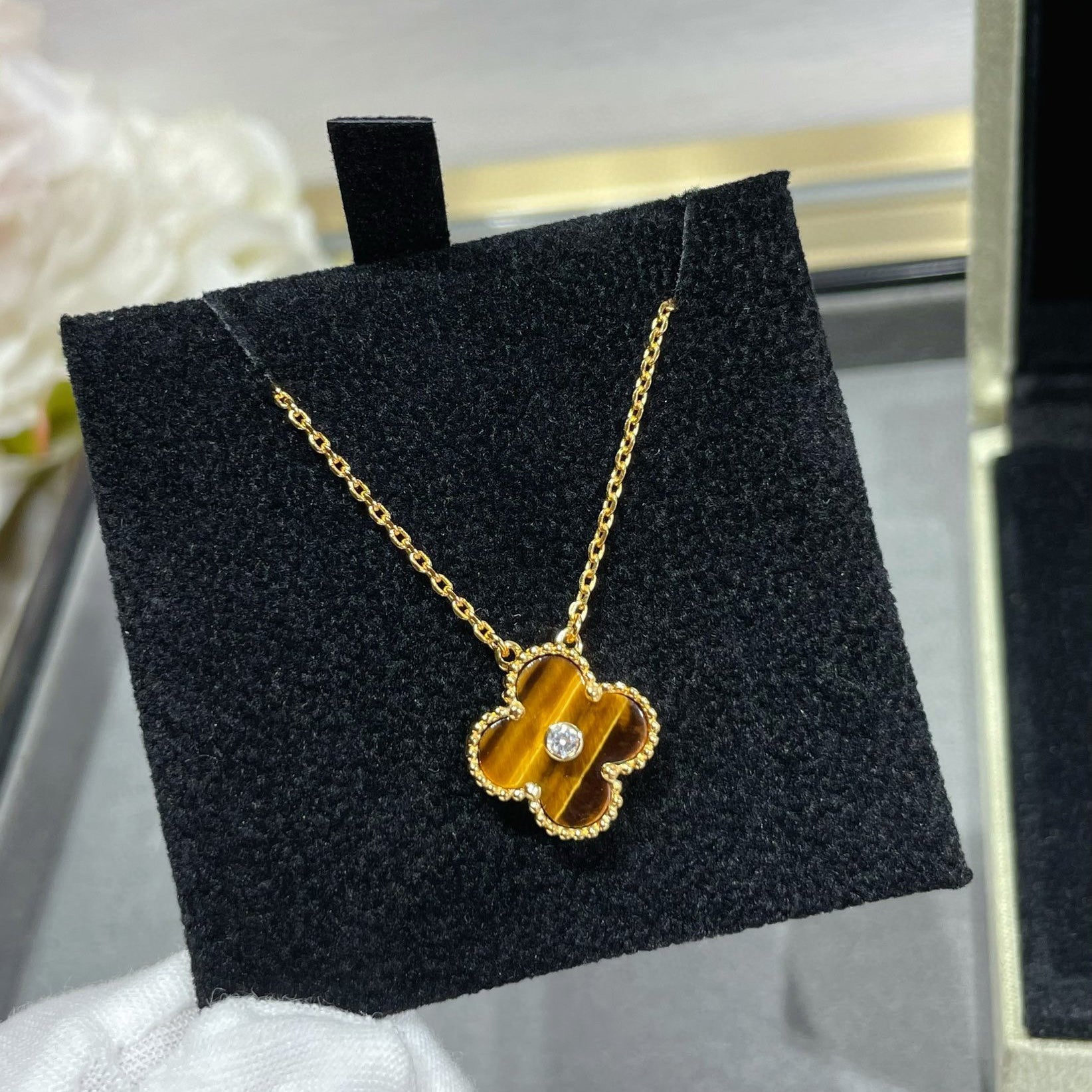¡®Twinkle jewelry¡¯CLOVER 15MM DIAMOND AND YELLOW TIGER'S EYE AGATE necklace