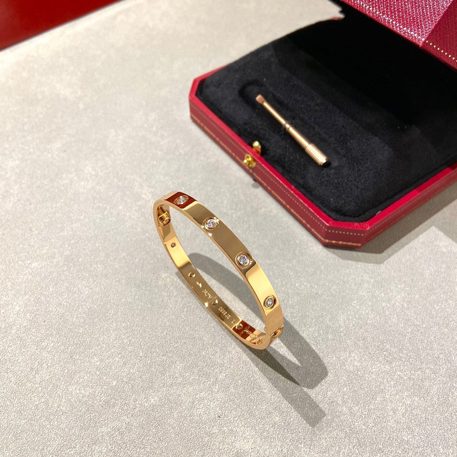 ¡®Twinkle jewelry¡¯LOVE BRACELET 6.1MM 10 DIAMONDS