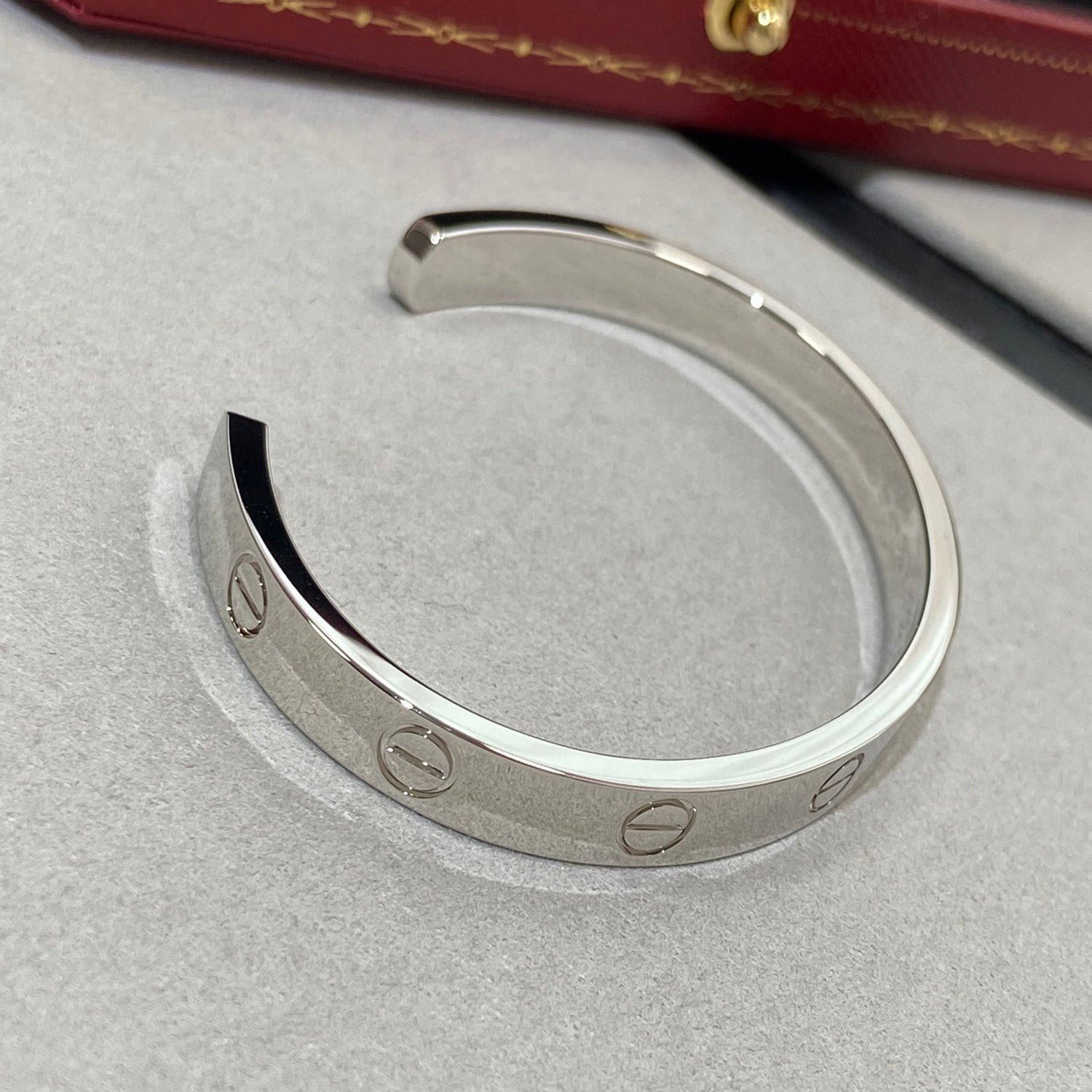 ¡®Twinkle jewelry¡¯LOVE BRACELET 6.1MM 1 DIAMOND OPEN CUFF