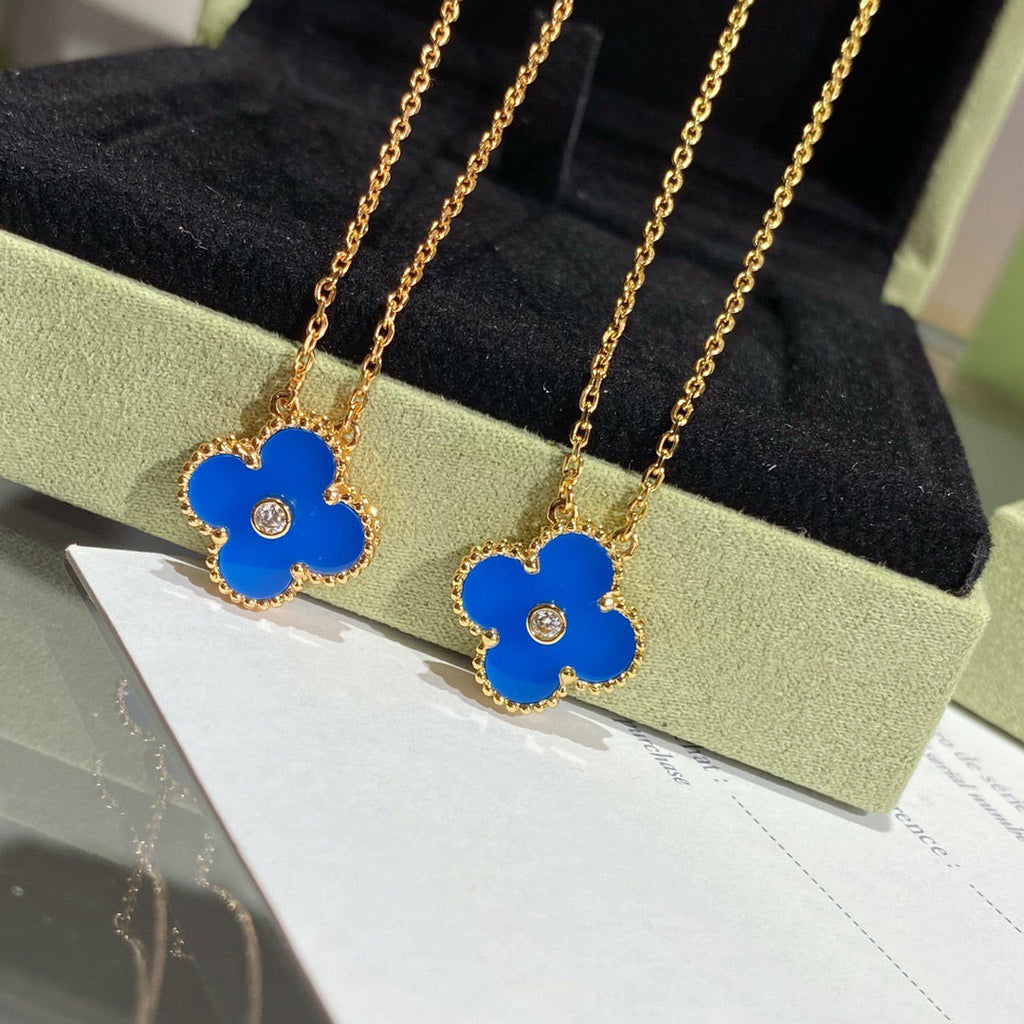 ¡®Twinkle jewelry¡¯CLOVER 15MM DIAMOND AND BLUE AGATE NECKLACE