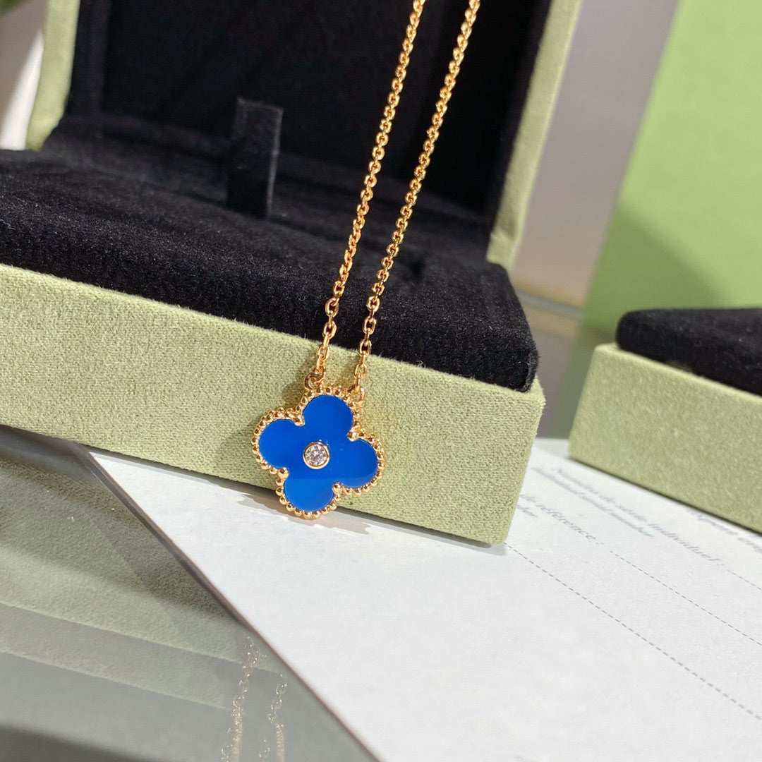 ¡®Twinkle jewelry¡¯CLOVER 15MM DIAMOND AND BLUE AGATE NECKLACE