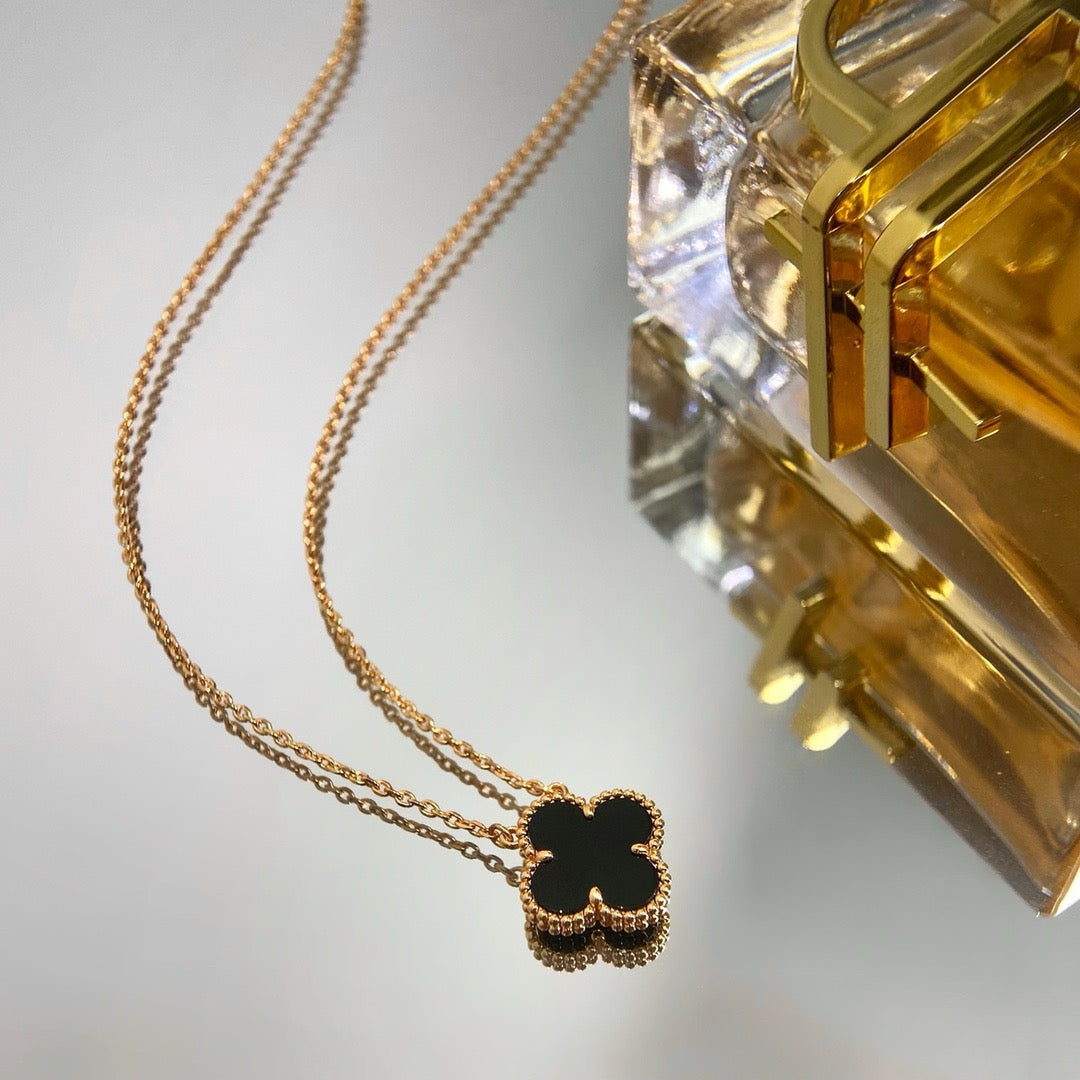 ¡®Twinkle jewelry¡¯CLOVER 15MM BLACK ONYX SINGLE FLOWER NECKLACE