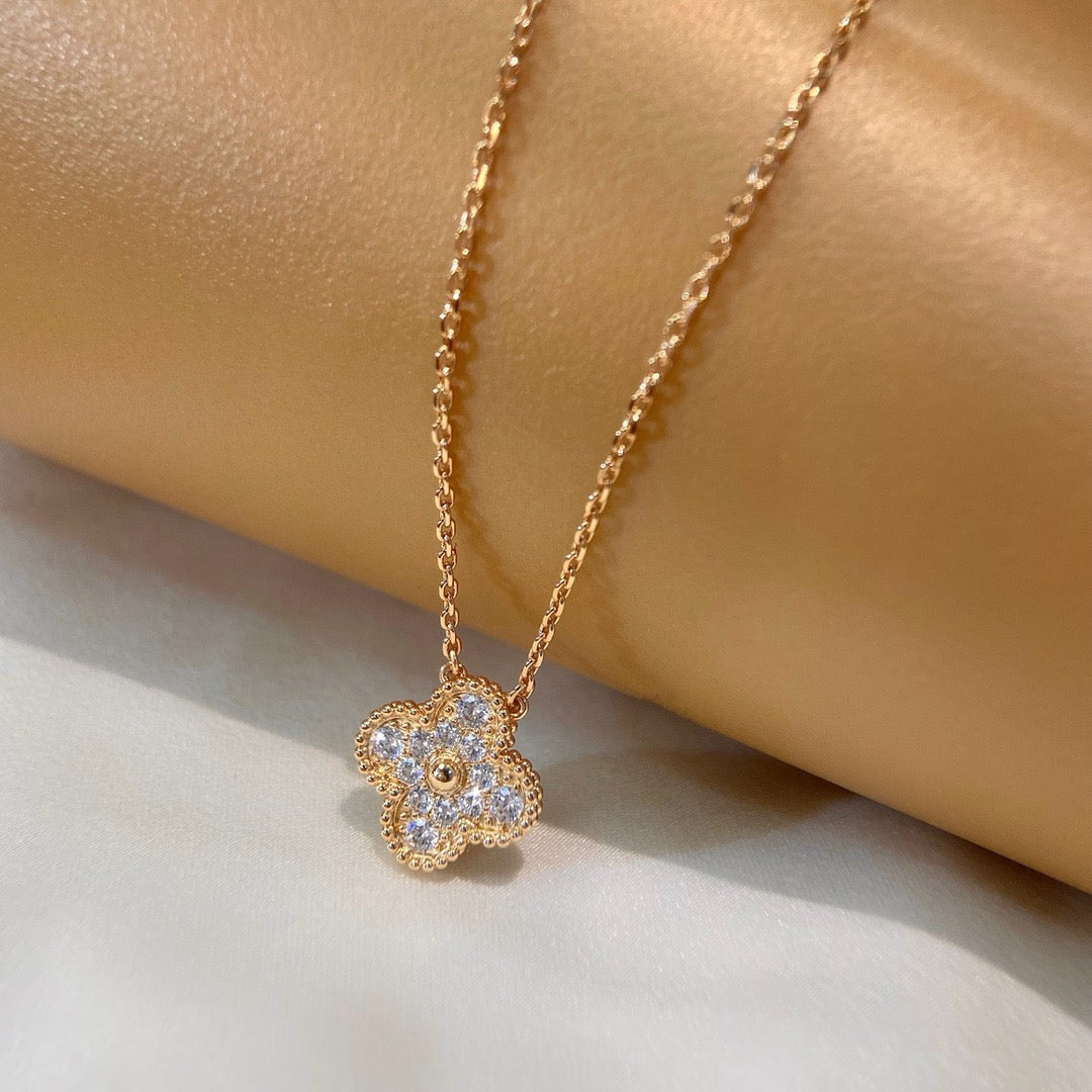 ¡®Twinkle jewelry¡¯CLOVER 15MM DIAMOND SINGLE FLOWER NECKLACE