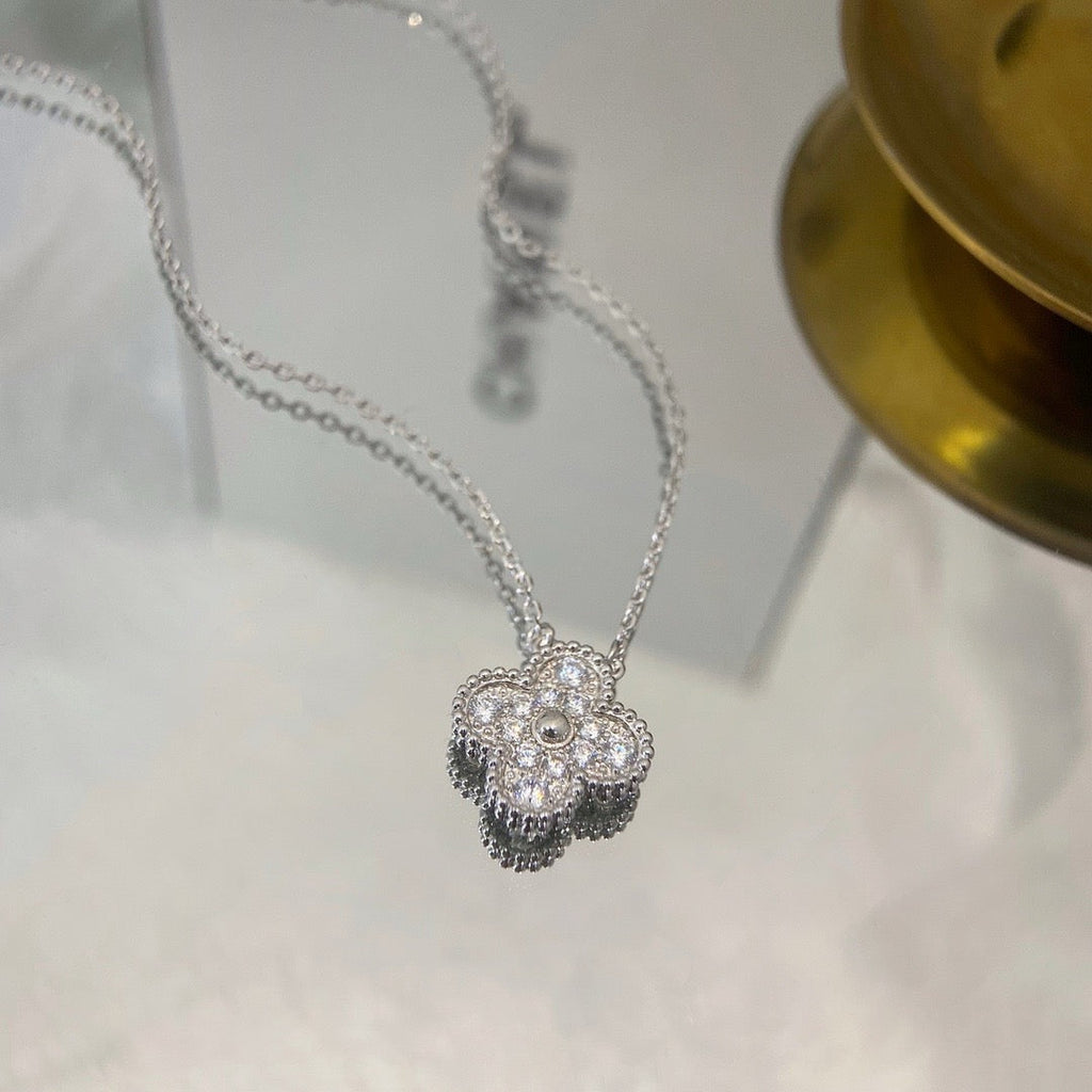¡®Twinkle jewelry¡¯CLOVER 15MM DIAMOND SINGLE FLOWER NECKLACE