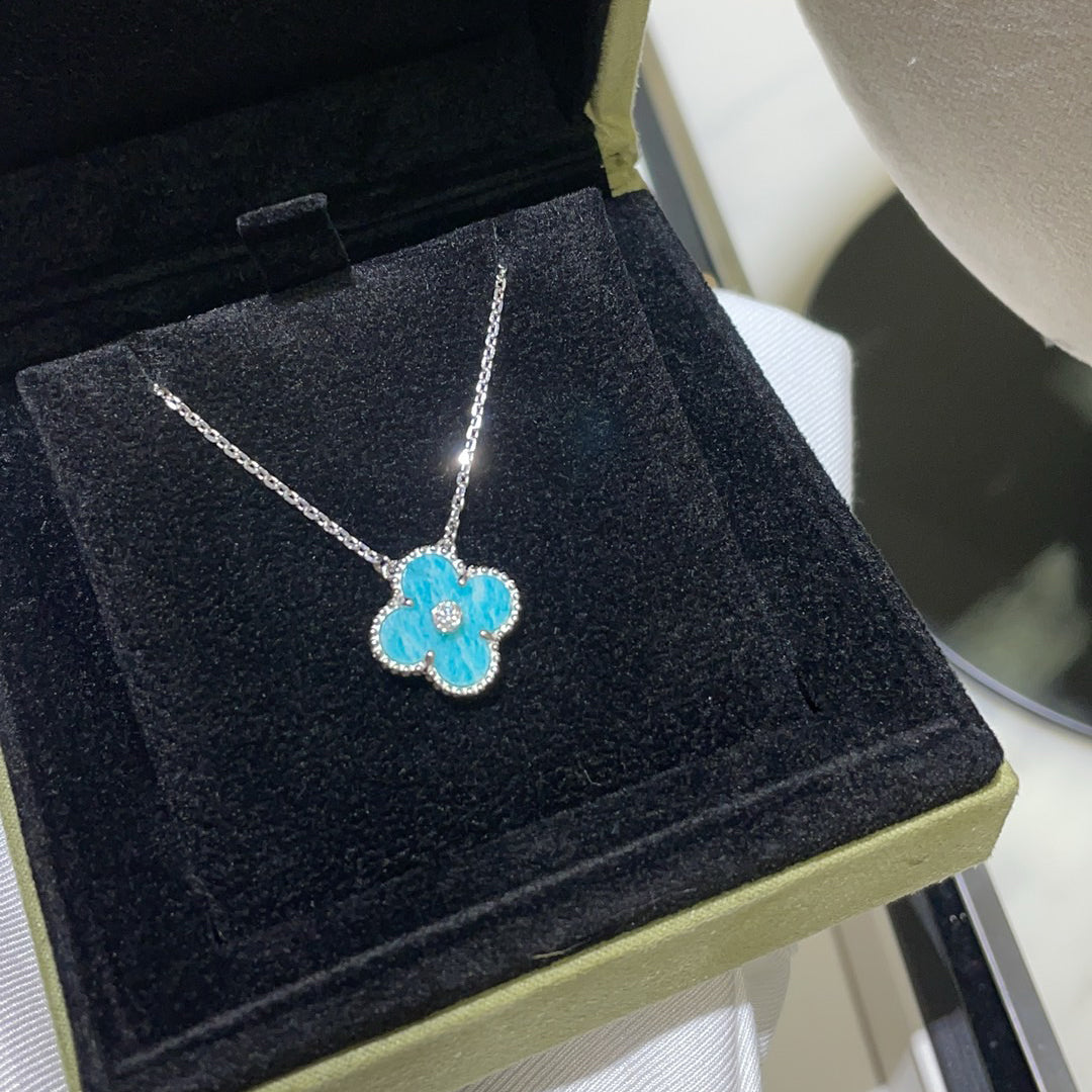 ¡®Twinkle jewelry¡¯CLOVER 15MM DIAMOND SVRES PORCELAIN  NECKLACE SILVER