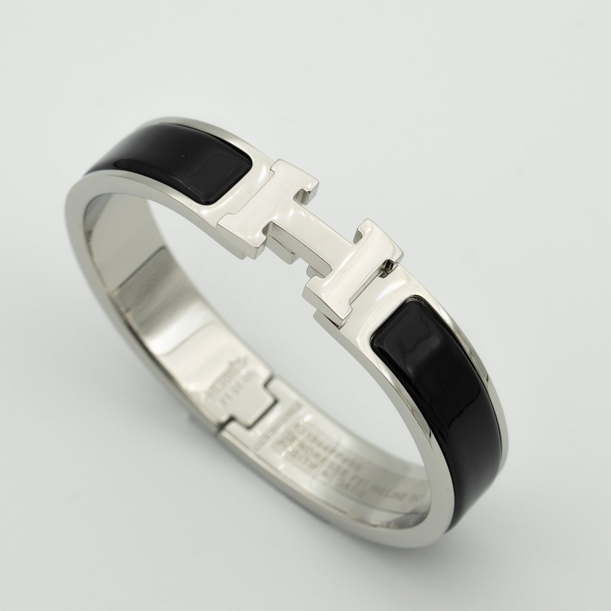 ¡®Twinkle jewelry¡¯H BLACK BRACELET