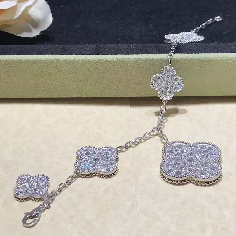 ¡®Twinkle jewelry¡¯CLOVER 6 MOTIFS SILVER DIAMOND BRACELET