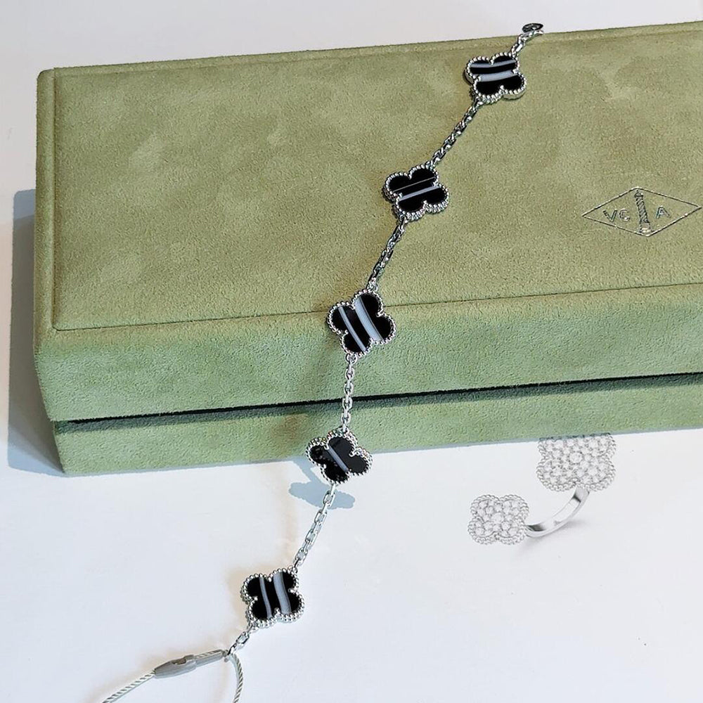 ¡®Twinkle jewelry¡¯CLOVER 5 MOTIF VEINED ONYX BRACELET SILVER