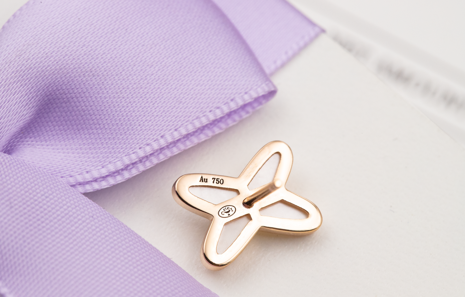 ¡®Twinkle jewelry¡¯JEUX DE WHITE MOP PINK GOLD DIAMOND EARRINGS