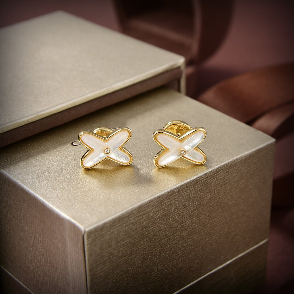 ¡®Twinkle jewelry¡¯JEUX DE WHITE MOP GOLD DIAMOND EARRINGS