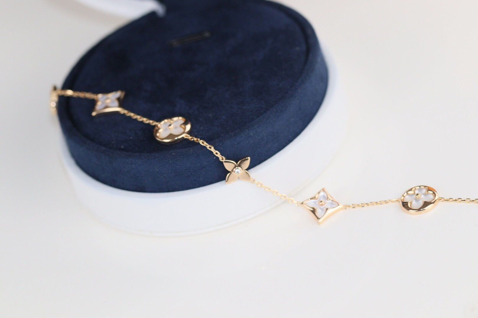 ¡®Twinkle jewelry¡¯LEAF CLOVER BRACELET