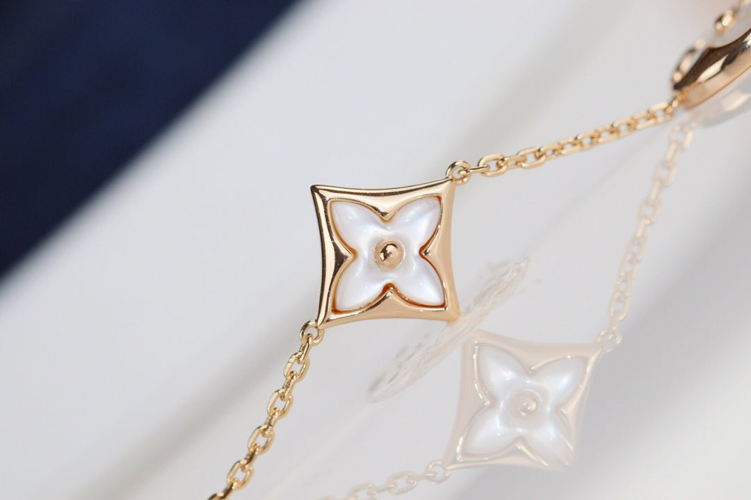 ¡®Twinkle jewelry¡¯LEAF CLOVER BRACELET