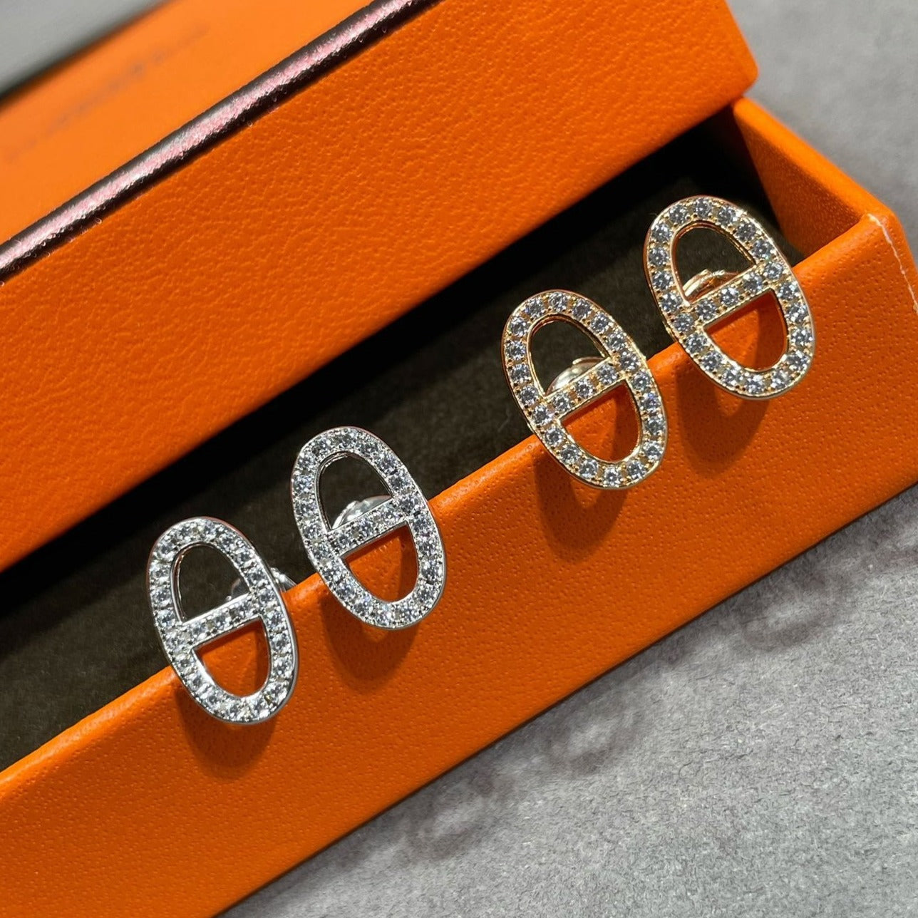 ¡®Twinkle jewelry¡¯HM FULL DIAMOND PIG NOSE STUD EARRINGS