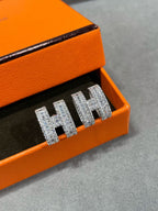 ¡®Twinkle jewelry¡¯H STUD EARRINGS WITH SILVER DIAMONDS