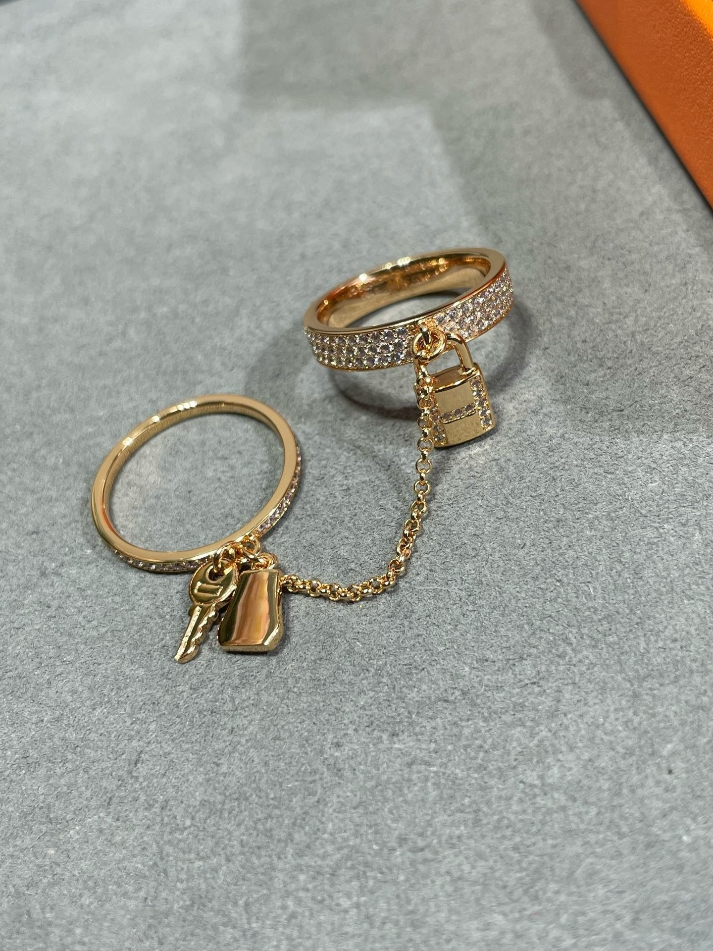 ¡®Twinkle jewelry¡¯HM KELLY CLOCHETTE DOUBLE RING IN  WITH DIAMONDS