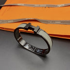 ¡®Twinkle jewelry¡¯CLIC HM SO BLACK GREY BRACELET