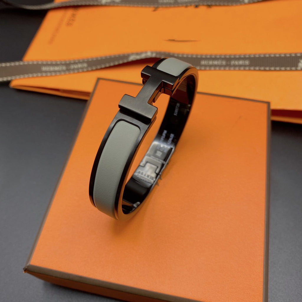 ¡®Twinkle jewelry¡¯CLIC HM SO BLACK GREY BRACELET