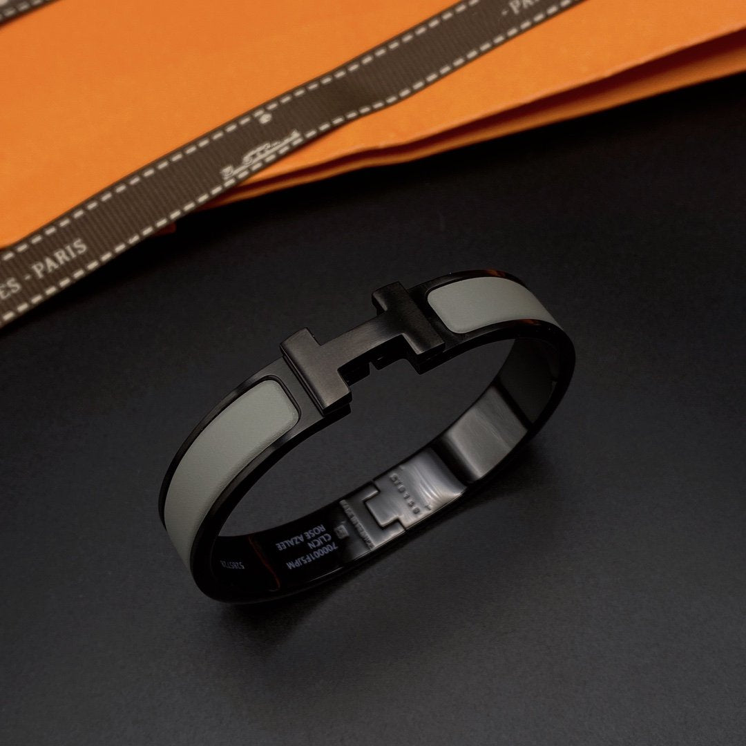 ¡®Twinkle jewelry¡¯CLIC HM SO BLACK GREY BRACELET