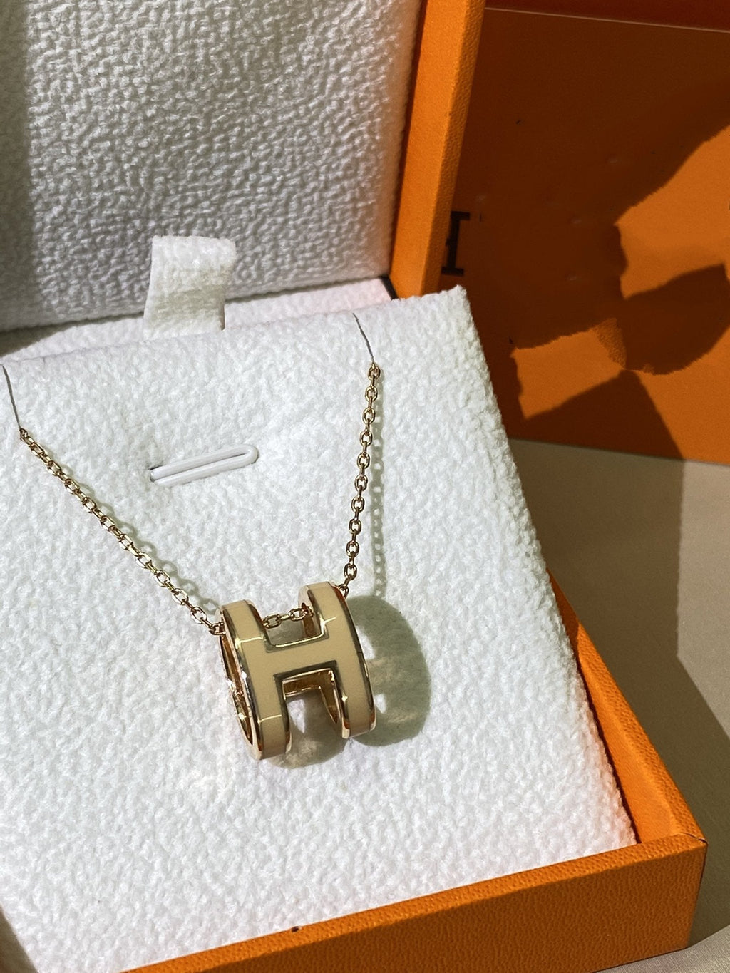 ¡®Twinkle jewelry¡¯HM CLIC YELLOW ENAMEL GOLD NECKLACE