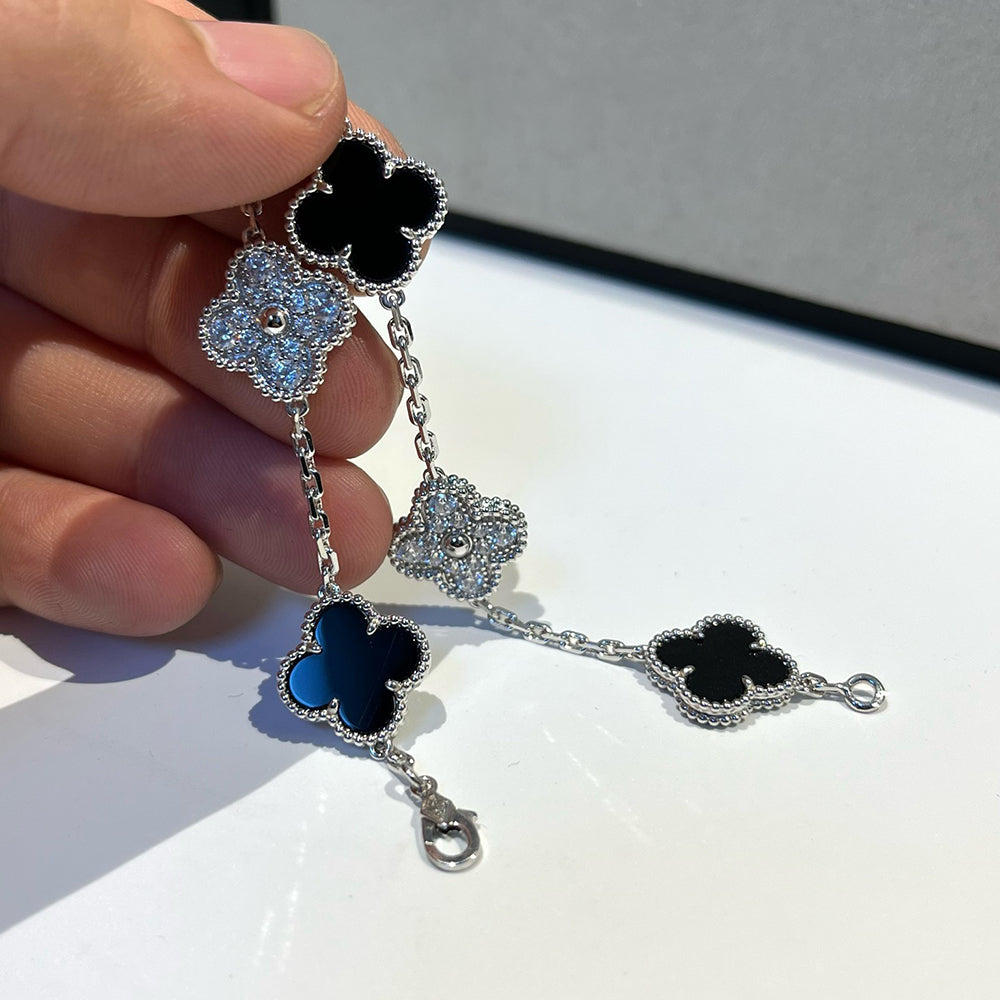 [Twinkle jewelry]New CLOVER 5 MOTIF ONYXS BRACELET COLLECTION