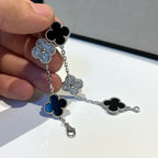 [Twinkle jewelry]New CLOVER 5 MOTIF ONYXS BRACELET COLLECTION
