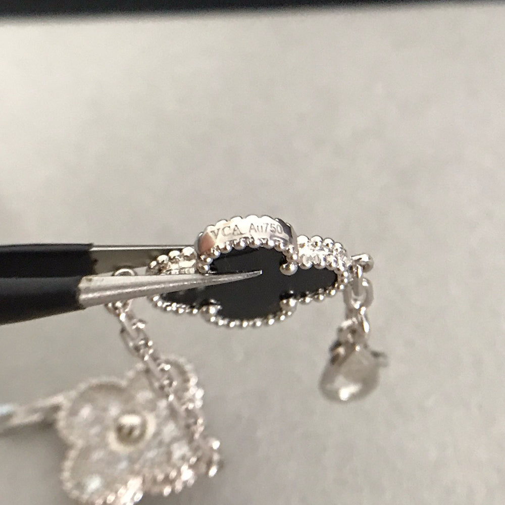[Twinkle jewelry]New CLOVER 5 MOTIF ONYXS BRACELET COLLECTION