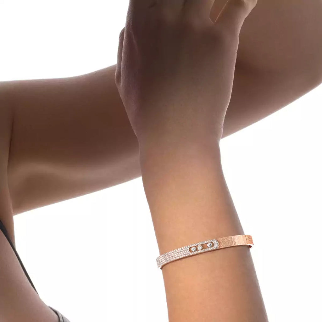 [Twinkle jewelrys]Move Noa Ciselé half pavé bangle