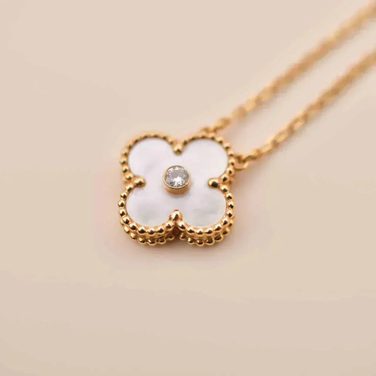 ¡®Twinkle jewelry¡¯CLOVER 15MM DIAMOND WHITE FRITILLARIA NECKLACE