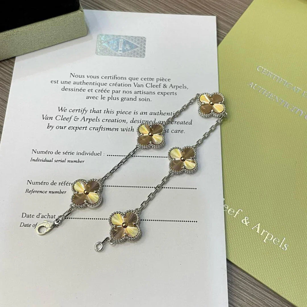 [Twinkle jewelry]New  CLOVER 5 MOTIF LASER BRACELET COLLECTION