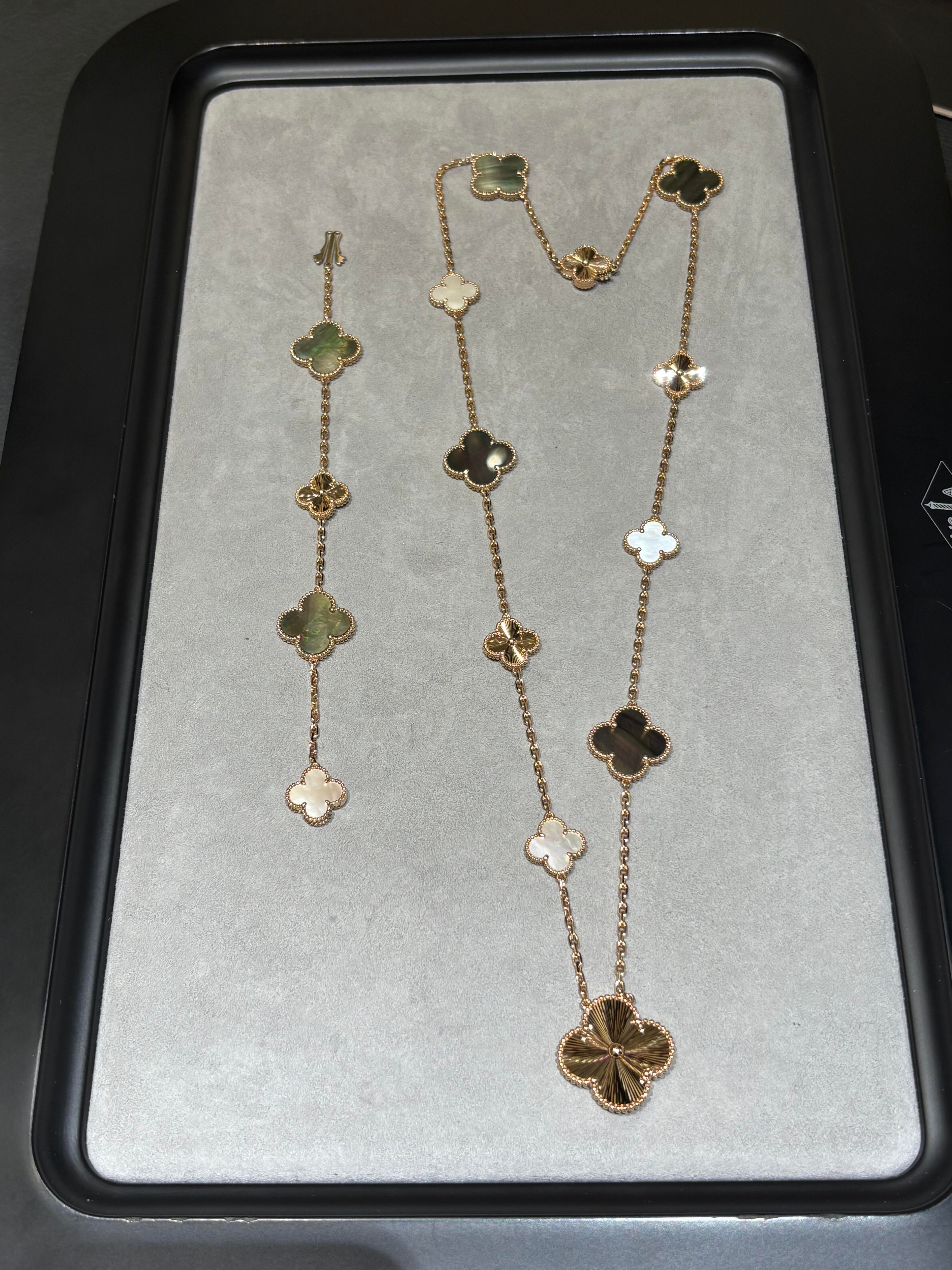 [¡®Twinkle jewelry¡¯] 25 NEW CLOVER 15 MOTIFS GRAY MOTHER-OF-PEARL