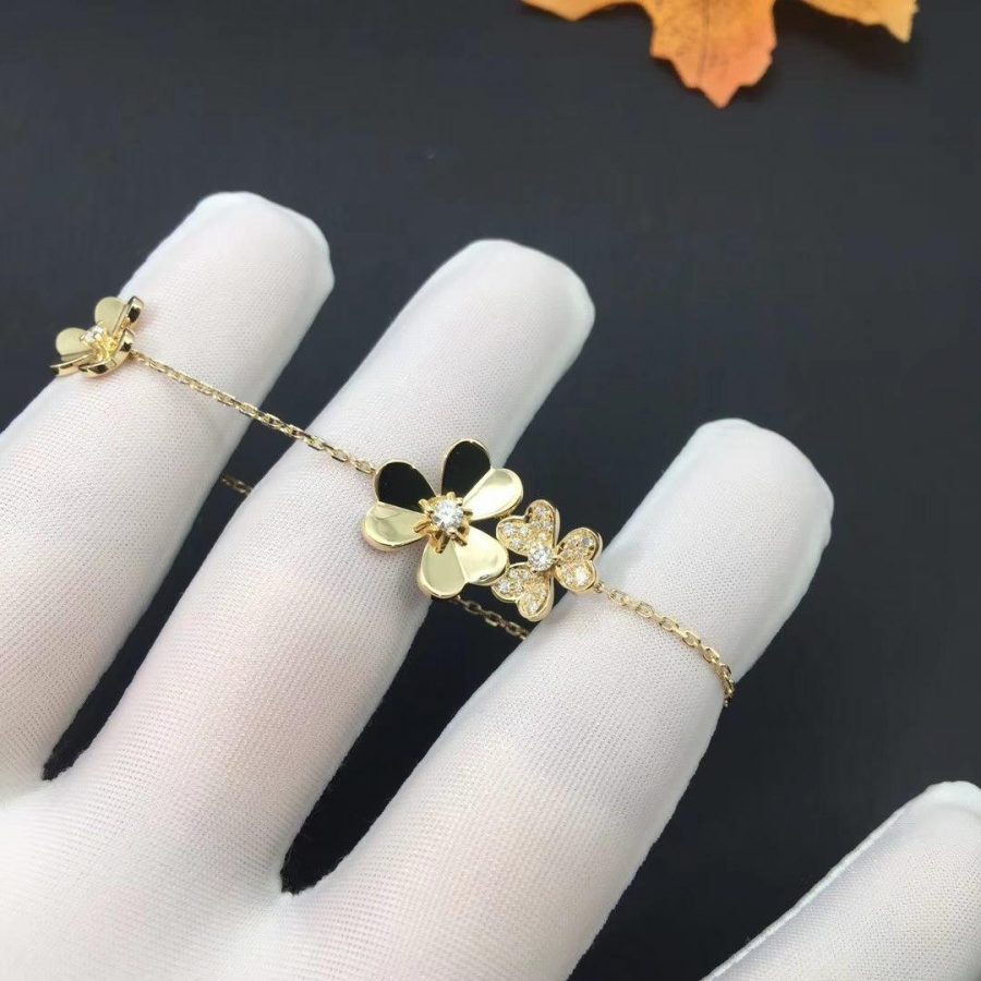 ¡®Twinkle jewelry¡¯FRIVOLE GOLD 5 FLOWERS BRACELET