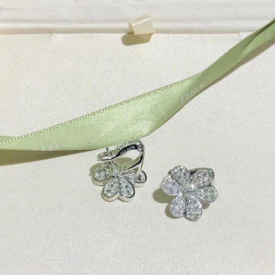 ¡®Twinkle jewelry¡¯FRIVOLE SILVER FLOWER DIAMOND EARRINGS