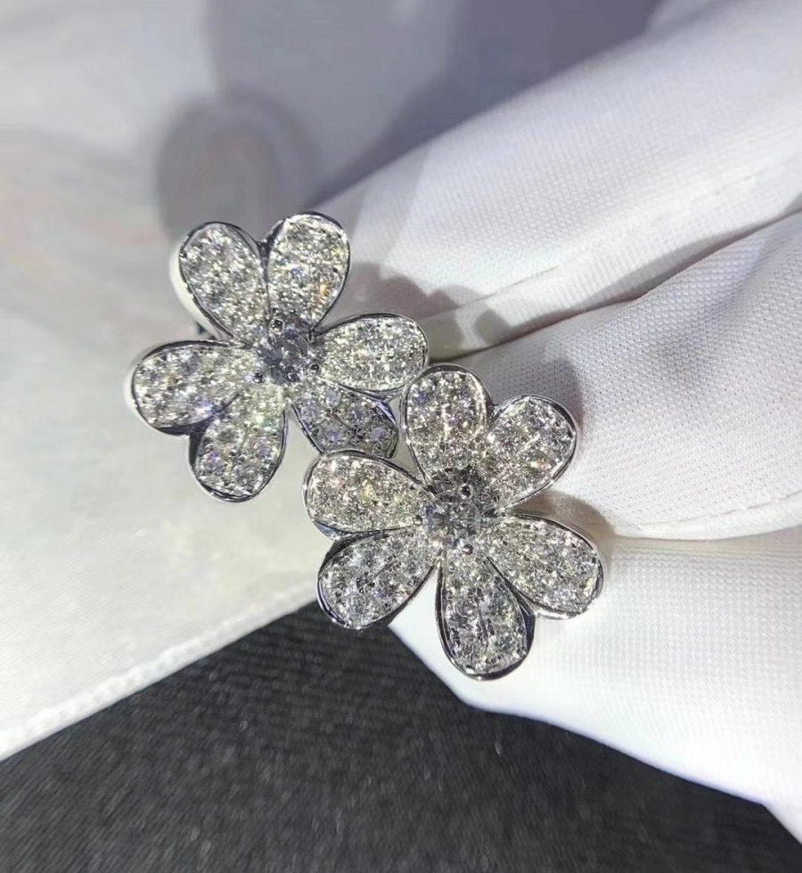 ¡®Twinkle jewelry¡¯FRIVOLE SILVER FLOWER DIAMOND EARRINGS