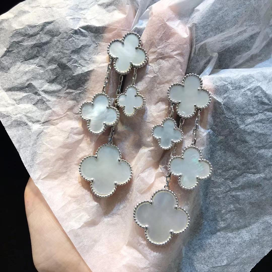 ¡®Twinkle jewelry¡¯CLOVER EARRINGS WHITE MOP 4 MOTIFS SILVER