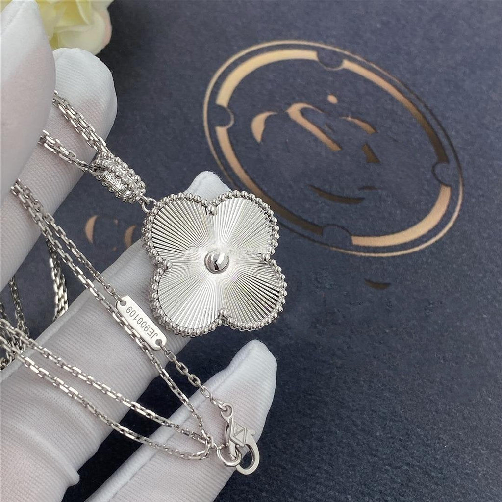 ¡®Twinkle jewelry¡¯CLOVER 25MM SILVER BIG CLOVER NECKLACE